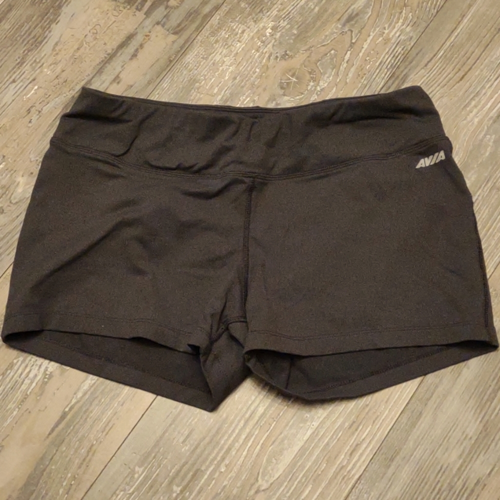 Avia Shorts size Medium